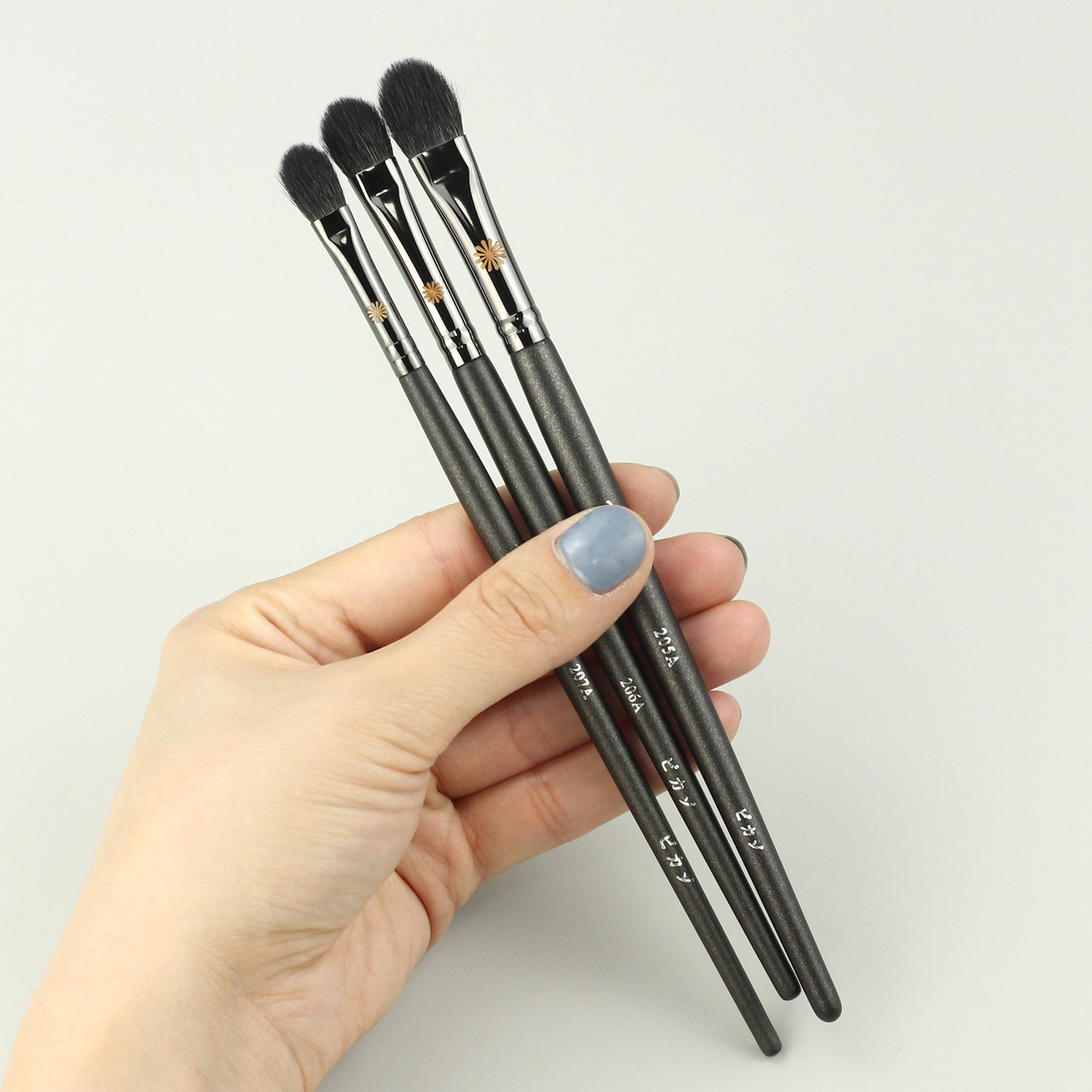 1pc Geitenhaar Basic Oogschaduw Make-up Kwasten kleine Eye Blending schaduwbasis Grote Neus Make-up kwast dierenhaar 205a 206a 207a