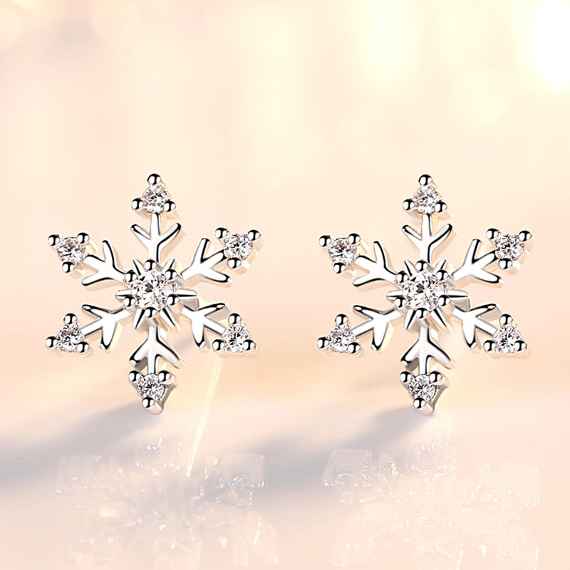 Boucles d'oreilles à breloques en forme de flocon de neige pour femmes, cadeau de noël, à la mode, en cristal et Zircon, bijoux pour le nouvel an, nouvelle collection
