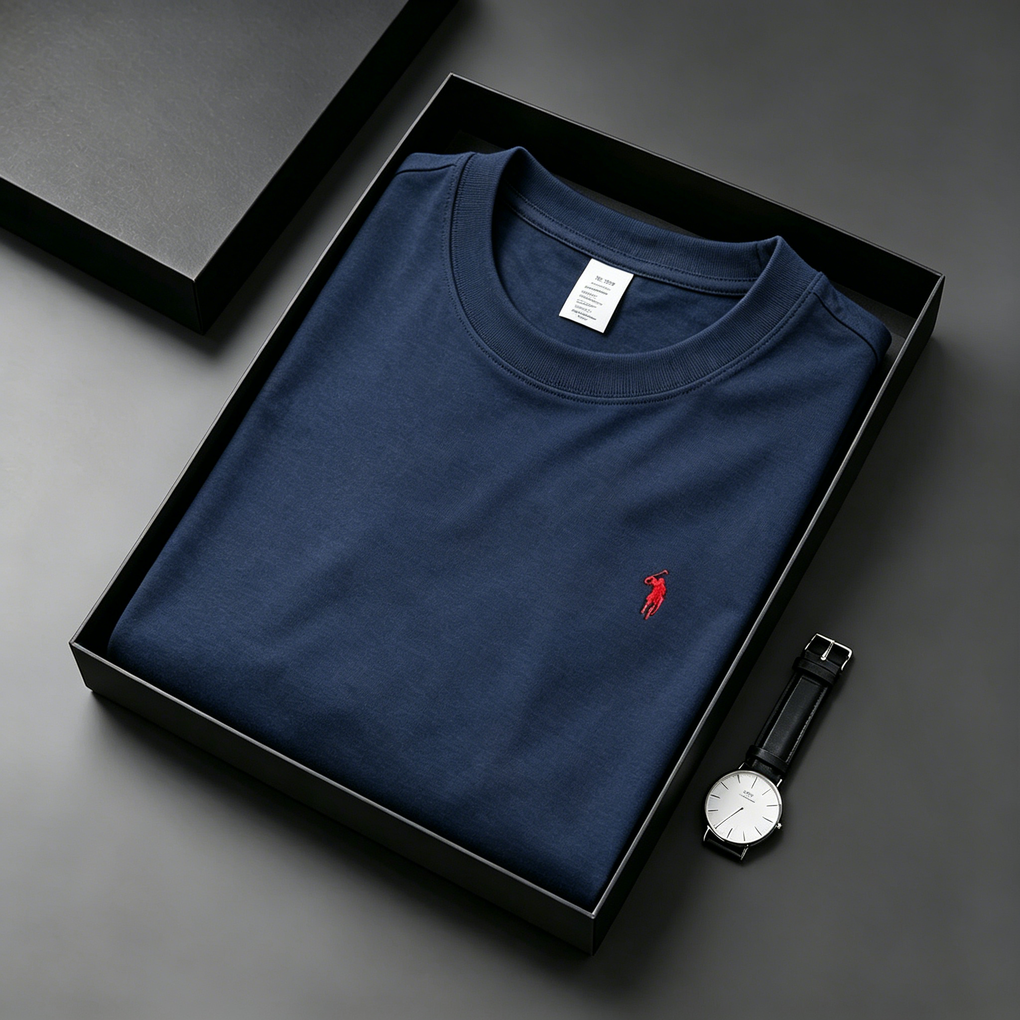 Camiseta Masculina 100% Algodão Verão 2026 Gola Redonda com Bordado de Cavalo Pequeno na Manga, Moda Esportiva Casual Respirável para Uso Diário