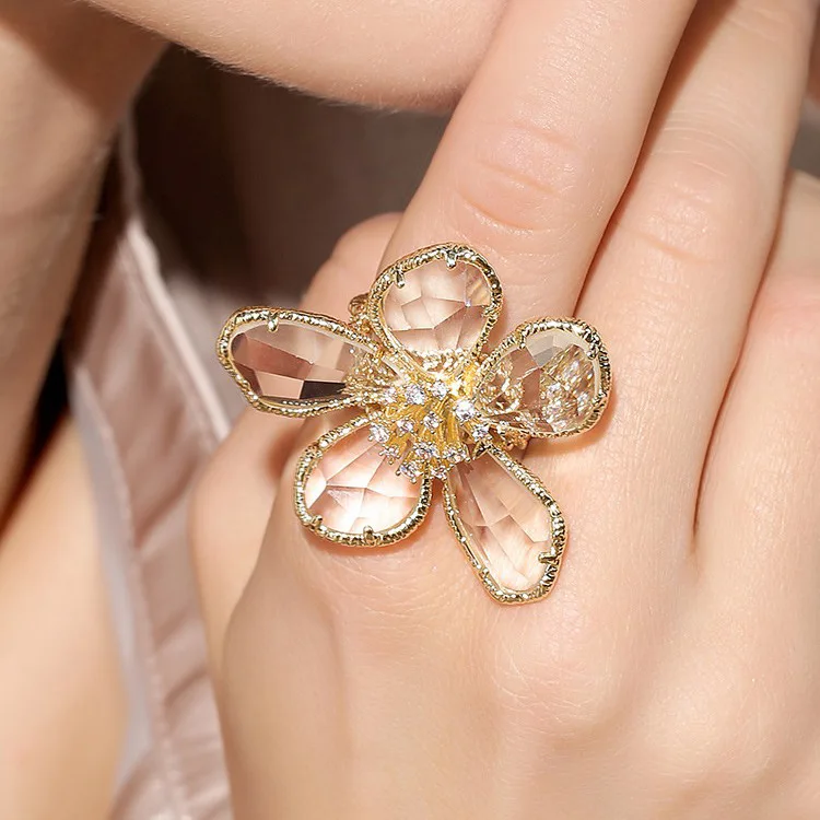 Trend ige Goldfarbe blau grau weiß rot große Blume Kristall offene Ringe Verlobung Hochzeits feier Schmuck für Frauen Geschenk