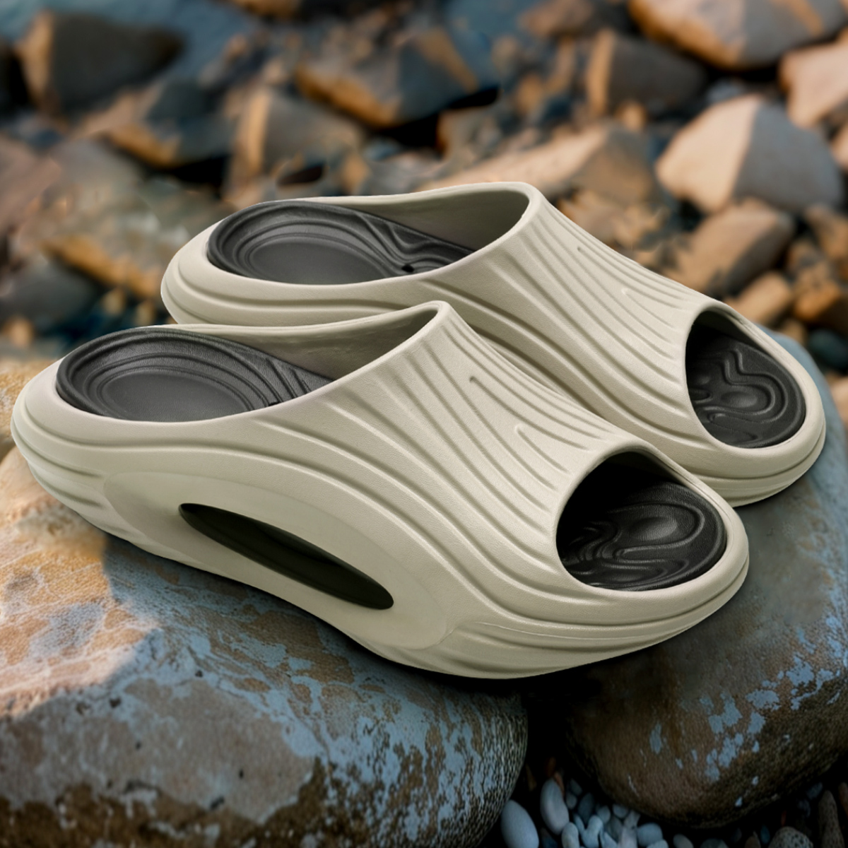 2026 Nieuwe Aanwinst Mode Chunky Slides, Ultra Zachte Cloud Slippers, Lichtgewicht Anti-slip Dikke Zool Sportsandalen, Unisex Binnenhuis