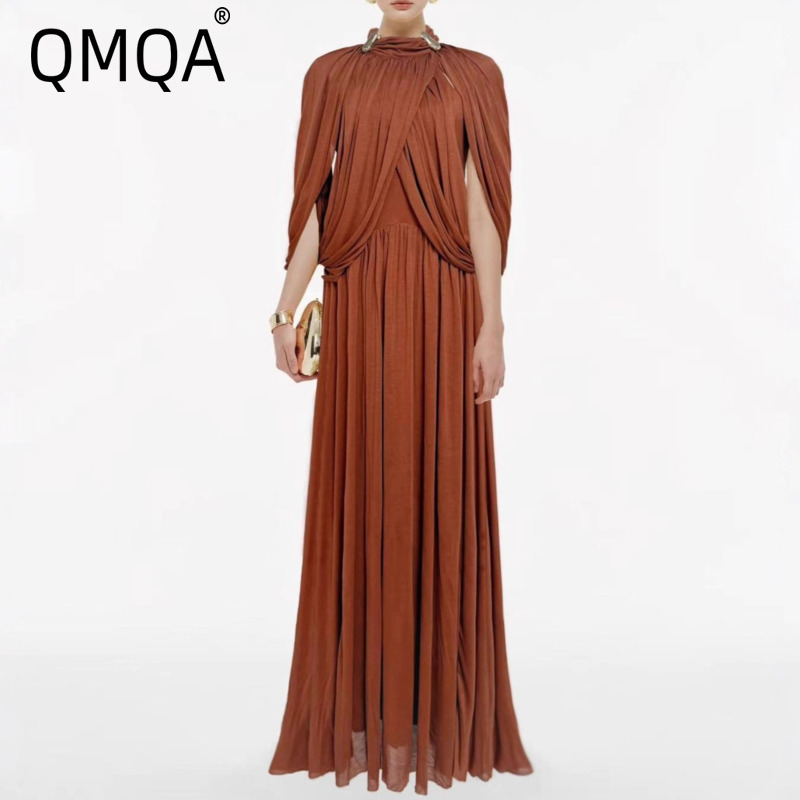 QMQA-vestidos plisados elegantes para mujer, vestido adelgazante de cintura alta con cuello levantado y botones empalmados, Color sólido, novedad de 2026 QM1021