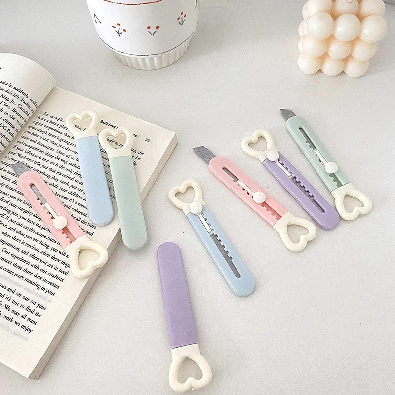 Cuchillo utilitario Kawaii Love Heart, cortador de papel, cortador de caja de seguridad, abridor de sobres, hoja rellenable, papelería coreana