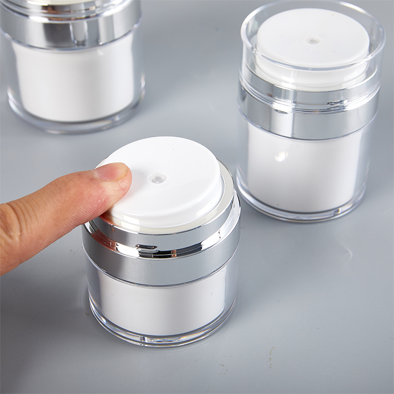 15/30/50ml 디스펜스 병 진공 디자인 크림 병 리필 가능 프레스 유형 모이스처 라이저 펌프 디스펜서 에어리스 펌프 용기