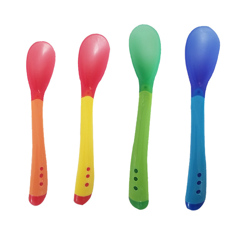Cuchara de detección de temperatura para bebé, cuchara de alimentación para niños, tenedor, vajilla para niño pequeño, alimentador antiquemaduras