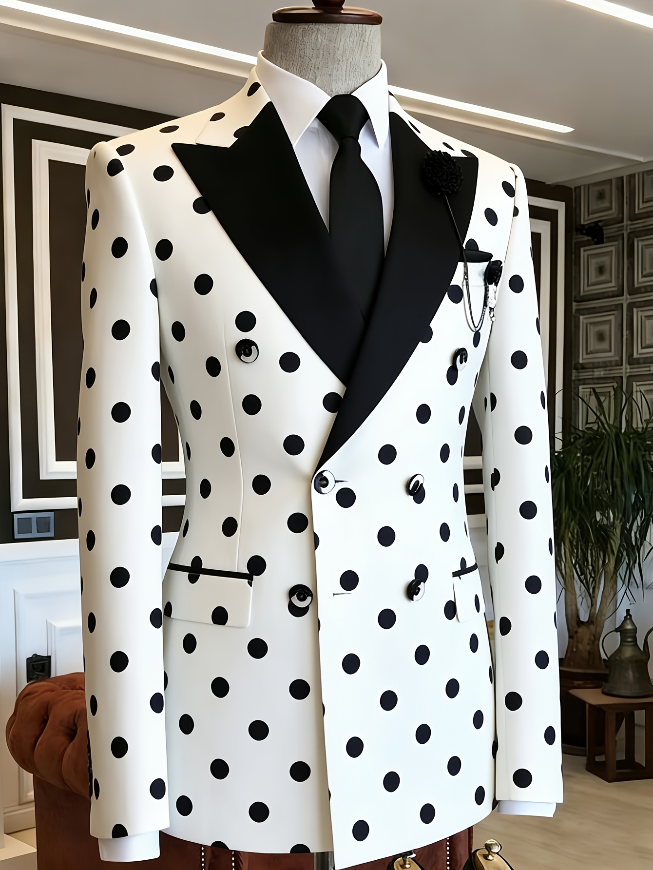 Blazer Masculino Branco e Preto com Poás, Abotoamento Duplo, Lapela Pontiaguda de Cetim Preto, Corte Slim, para Casamento, Noivo, Formal, Jaqueta de Smoking