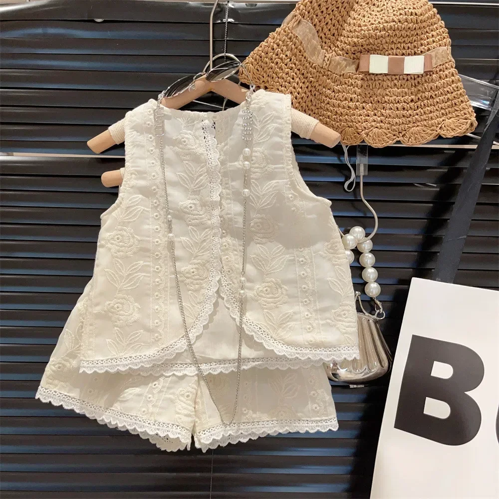 Conjuntos de roupas bordadas para bebês, sem mangas, colete com renda e shorts, roupas para crianças, verão, 3-7 anos