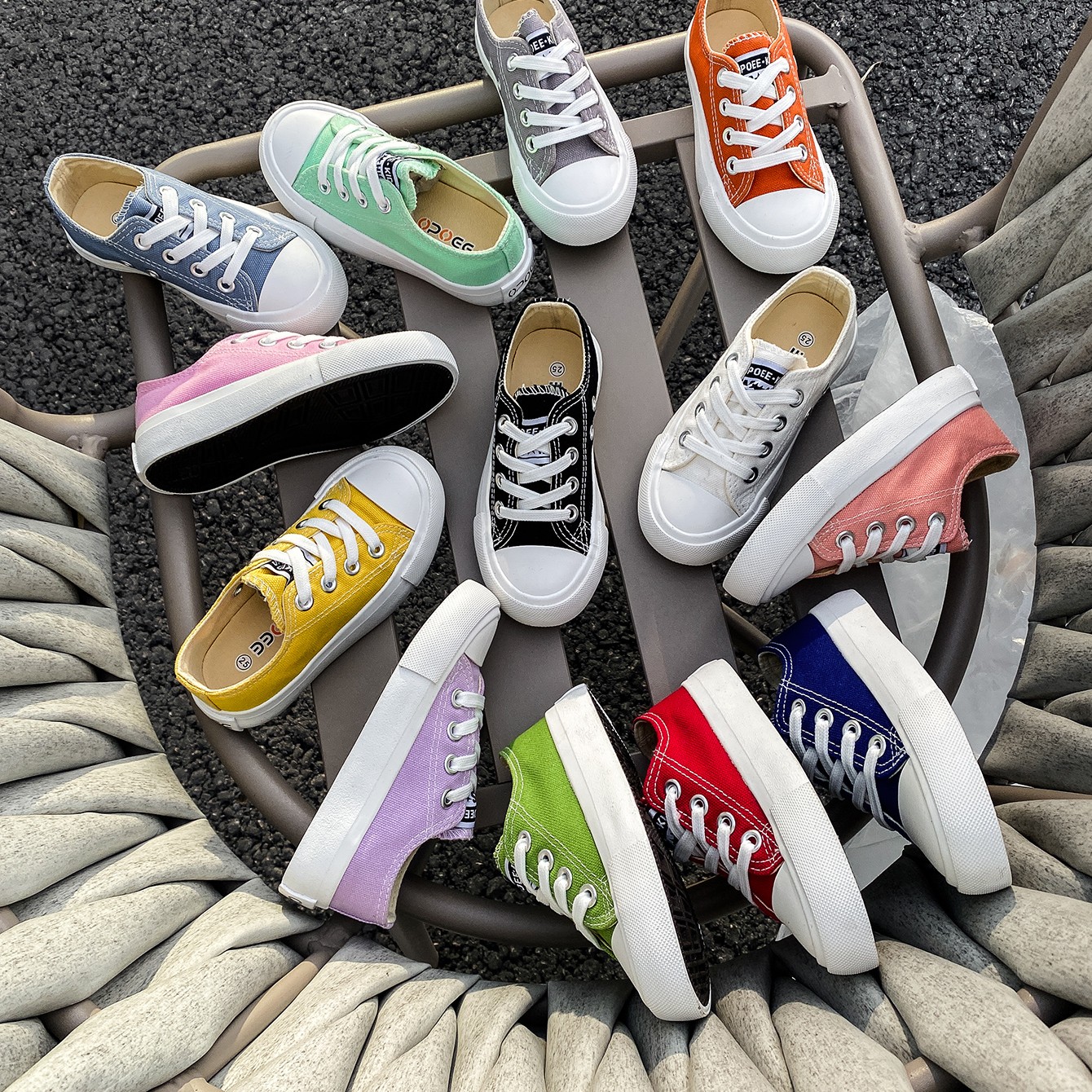 Sepatu kanvas anak laki-laki dan perempuan, sneaker serbaguna sol lembut bernafas Musim Semi dan Gugur 5058