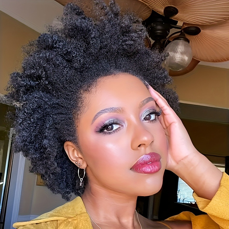 Peluca de corte Pixie de densidad 150% hecha de cabello humano virgen brasileño 13X4 frente de encaje transparente Afro rizado estilo Bob corto