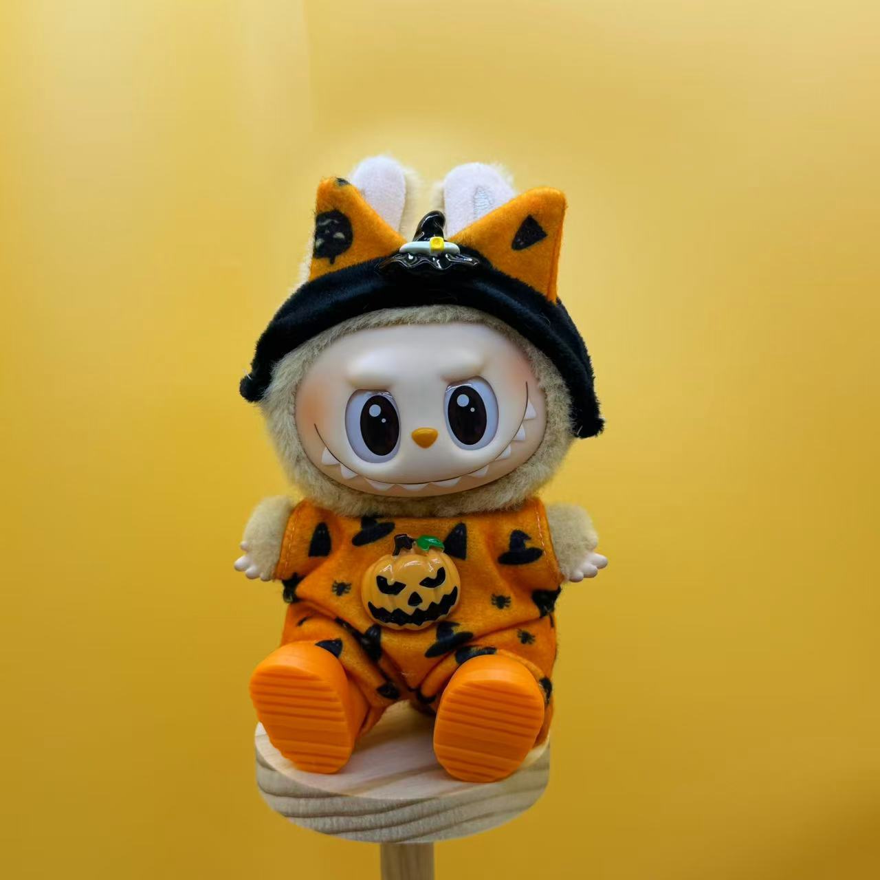 Apenas roupas para labubu pingente boneca roupas 17cm saia conjunto de vestir halloween bebê bonecas bonito brinquedo presente asas moda tendência