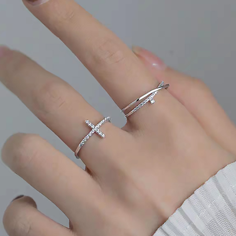 เกาหลีแฟชั่นคริสตัลแหวนผู้หญิงบุคลิกภาพ Micro Pave CZ บางแหวนเครื่องประดับอุปกรณ์เสริมทุกวันของขวัญร้อน R715