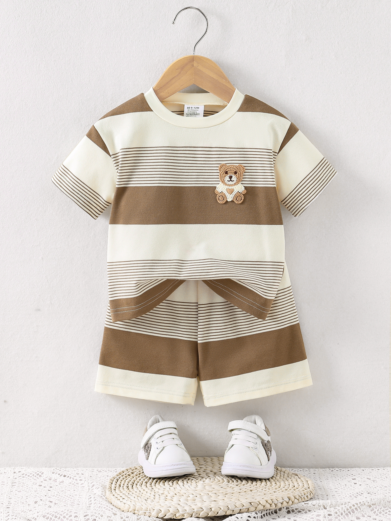 2025 nuevo bebé verano fresco transpirable tejido cuello redondo Camiseta + Pantalones cortos conjunto de 2 piezas traje para niños niñas ropa infantil para niños pequeños