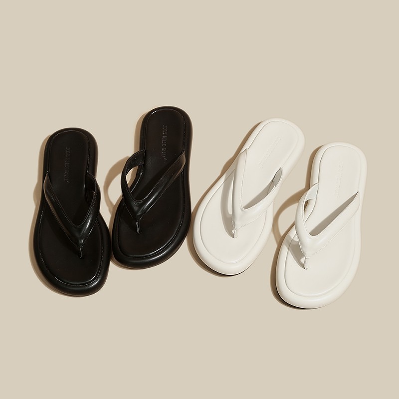 2026 Nieuwe Zomer Dames Slippers Comfortabele Zachte Zool Casual Strand Vakantie Slippers Mode Lichtgewicht Platte Slippers