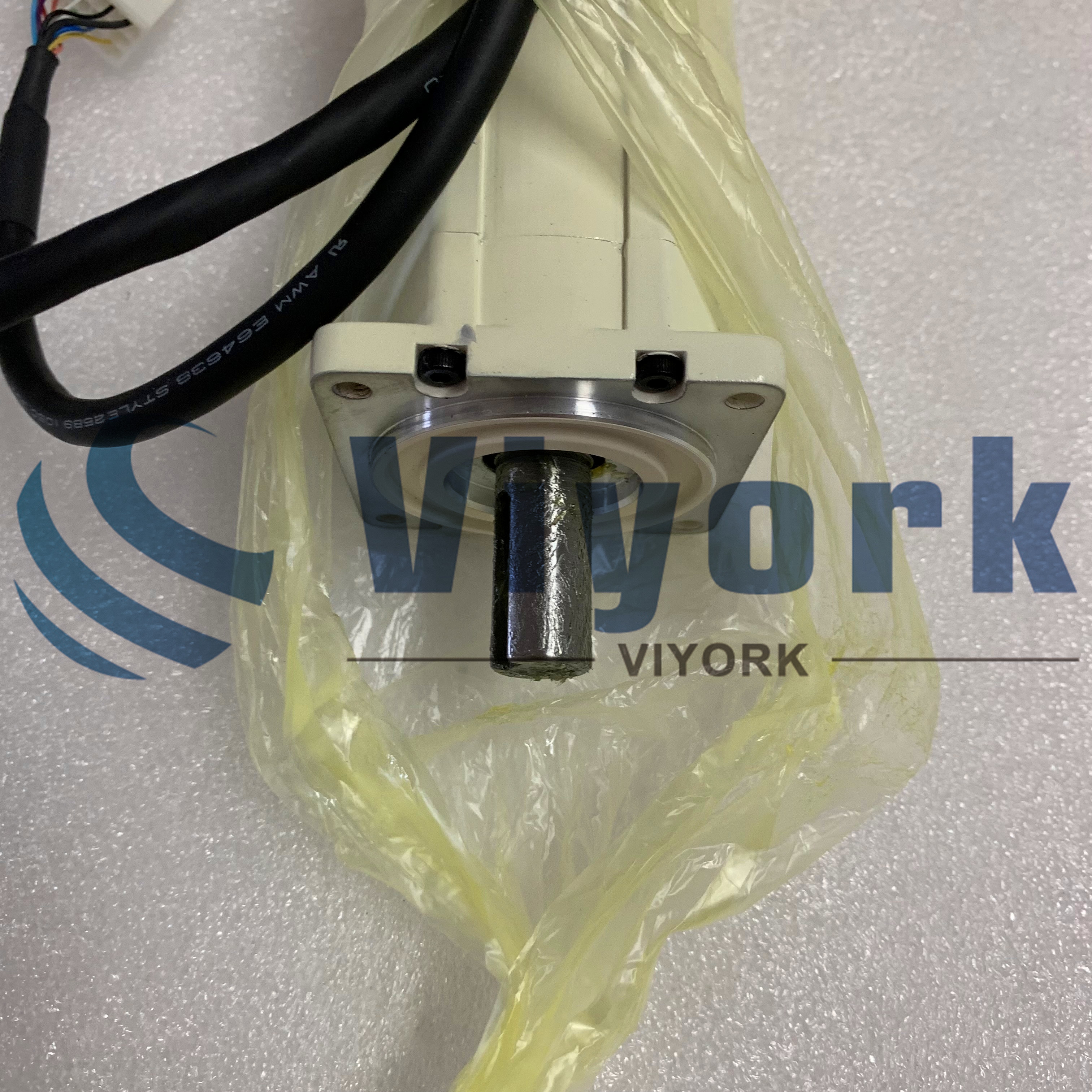 MSMA042A1G AC SERVO MOTOR NEW