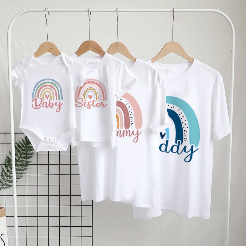 Traje a juego familiar de arcoíris, camisa familiar para papá, mamá y yo, monos de moda para bebé, trajes de vida familiar para hermanos y hermanas