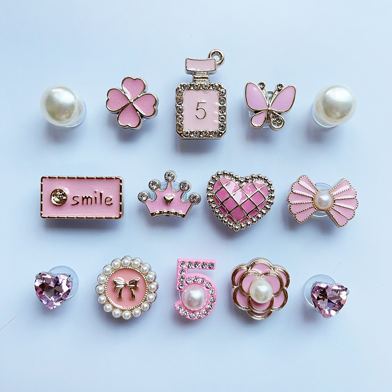 Juego de 14 Uds de dijes de zapatos rosas, hebilla de cadena desmontable con diamantes de imitación y perlas, decoración de zapatos para niñas, flor creativa para zapatos DIY