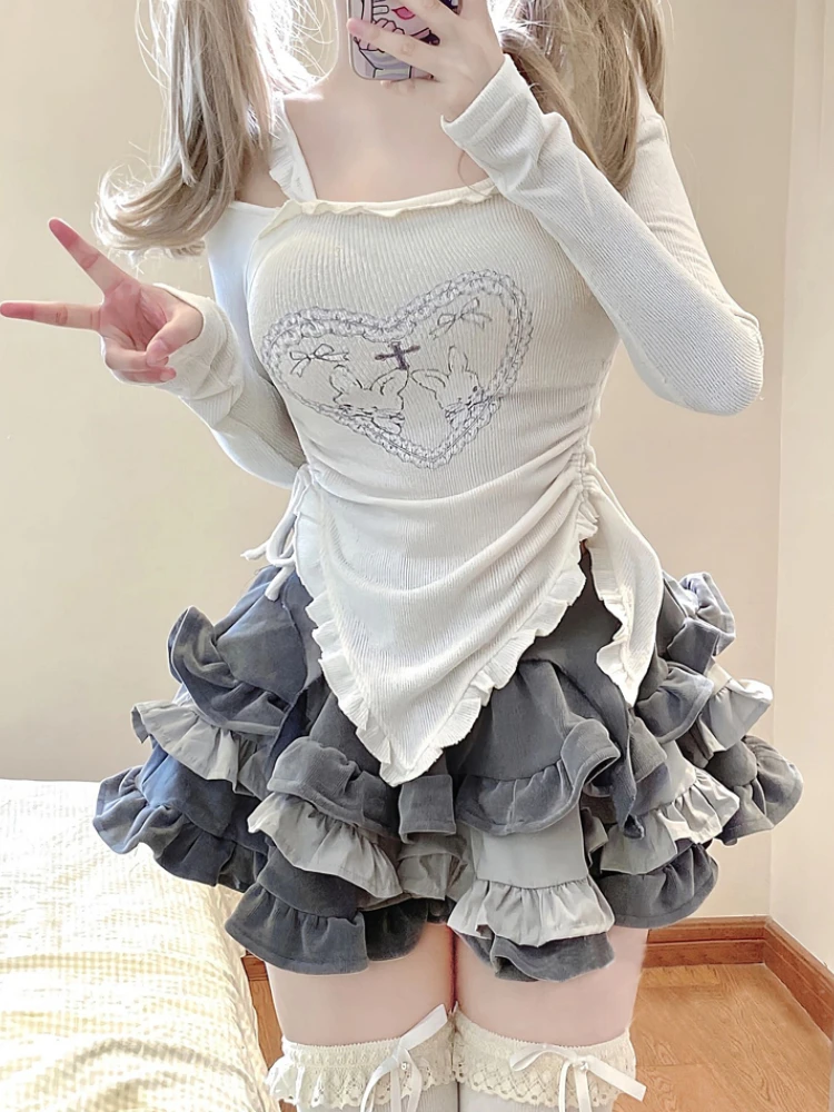 秋の日本のかわいいツーピースセット女性甘いウサギプリントかわいいスカートスーツ女性韓国スリムトップス + プリンセスケーキスカート 2024