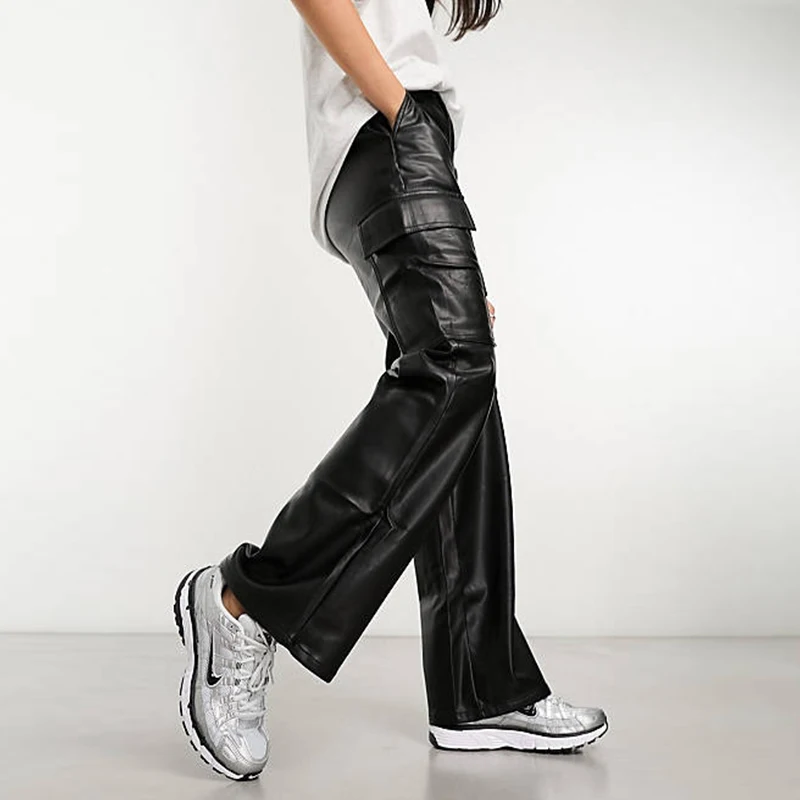 กางเกงคาร์โก้ unisex แฟชั่นรองเท้าหนังสำหรับผู้หญิงกางเกงขากว้างสีดำกางเกงขาทรงกระบอก PU สไตล์ฮาราจูกุทรงหลวมสั่งทำใหม่