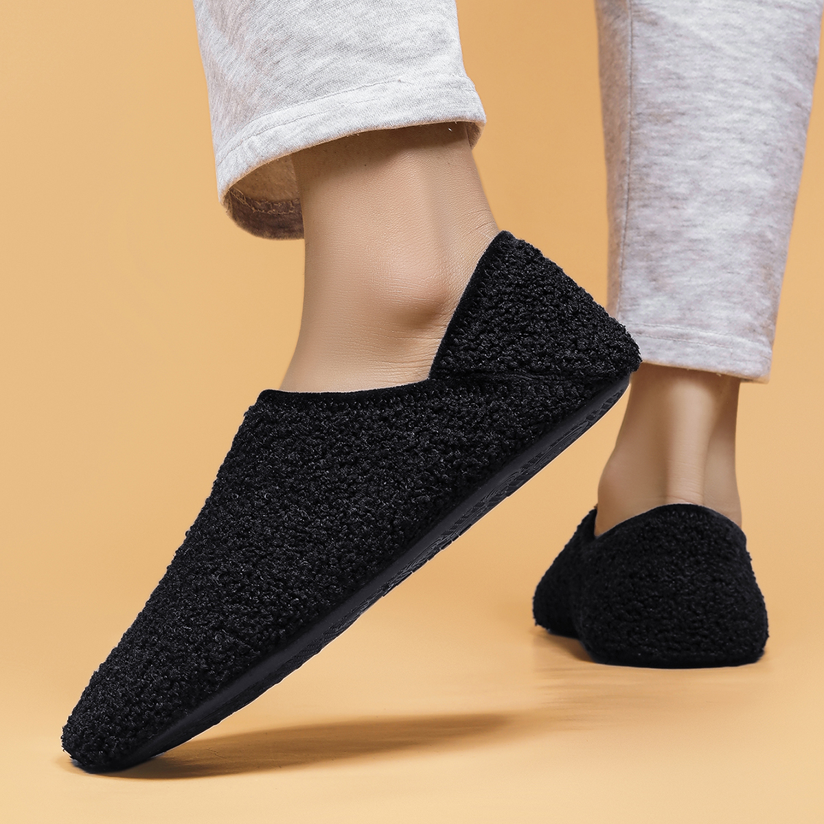 Sepatu pria, dalam ruangan rumah tangga sandal pria sol lembut sepatu kasual non-slip sepatu katun bulu domba ringan