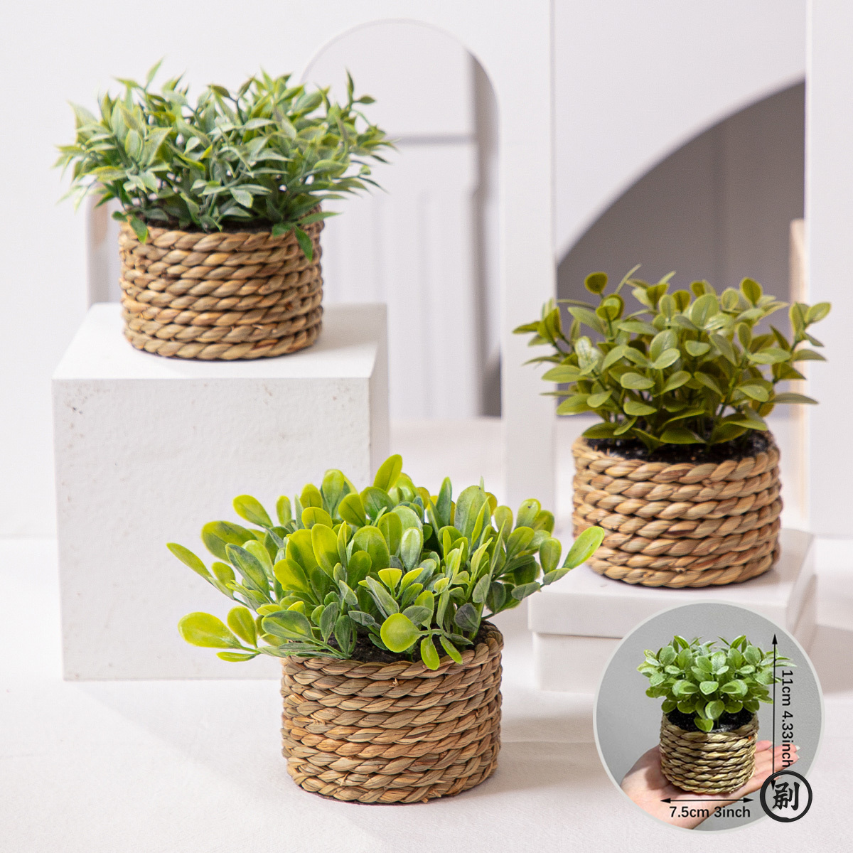XIYA FLOWER グリーン人工植物ユーカリ草織り小型鉢植え草山11cm PE素材ホームデコレーション