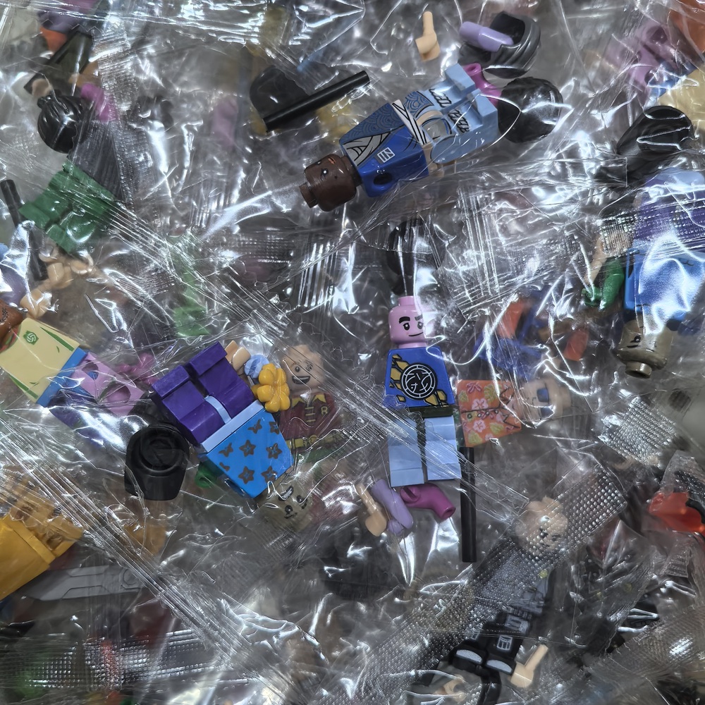 Balok mainan anak-anak 50-100 pcs acak Norepat mini city boneka karakter film pekerja polisi ninja dan seri hadiah mainan lainnya.