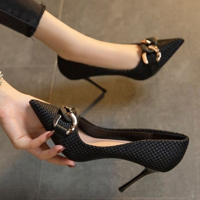 Sapatos de Salto Alto Femininos com Bico Fino, Oferta Elegante e Moderna para o Verão