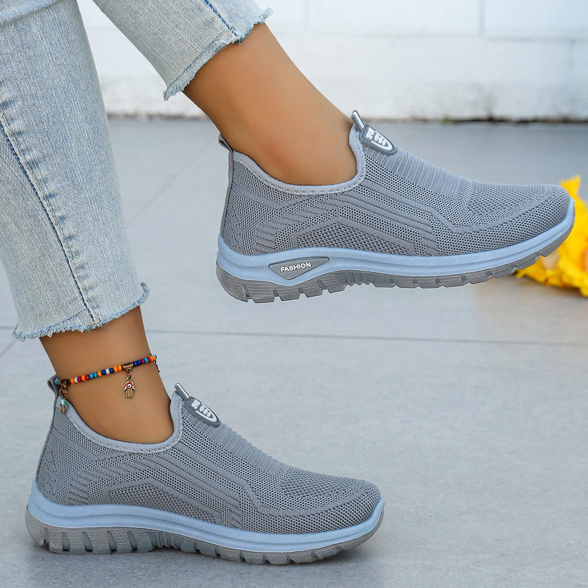 Novedad de verano para mujer, zapatos transpirables sin cordones, fondo suave, ligeros, cómodos, Material de PVC, zapatos casuales fáciles de usar