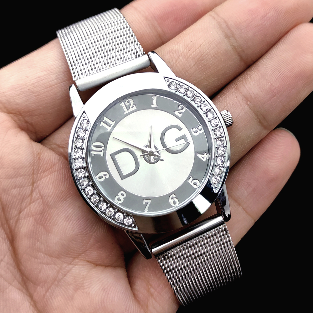 2024 venda quente relógio de moda europeia feminina marca luxo dqg relógio quartzo reloj mujer casual aço inoxidável senhoras relógio