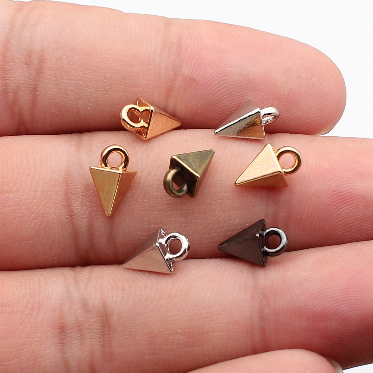 WYSIWYG 20 szt. 10x5mm 7 Kolorów Zawieszki Awl Charms Modne Wisiorki Do Wyrobu Biżuterii Rękodzieło DIY Elementy do Biżuterii