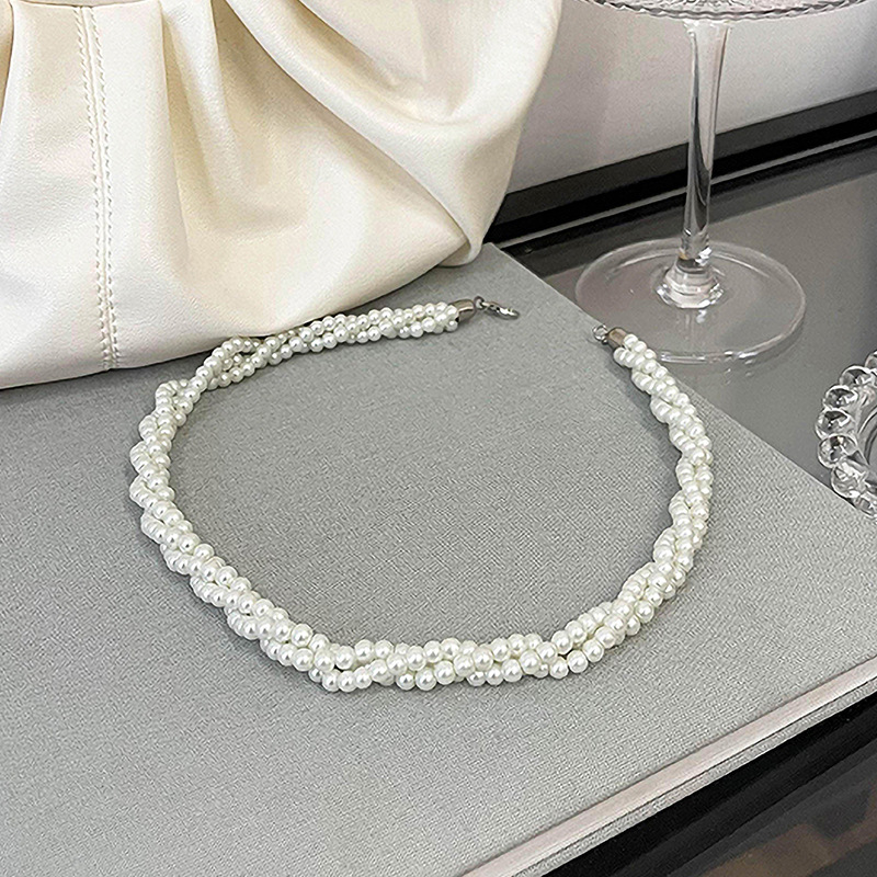 2022 Elegant แฟชั่น Pearl ประณีตสร้อยคอ Twist อินเทรนด์การออกแบบที่เรียบง่าย Choker โซ่สำหรับเครื่องประดับเลดี้แต่งงานสร้อยคอ
