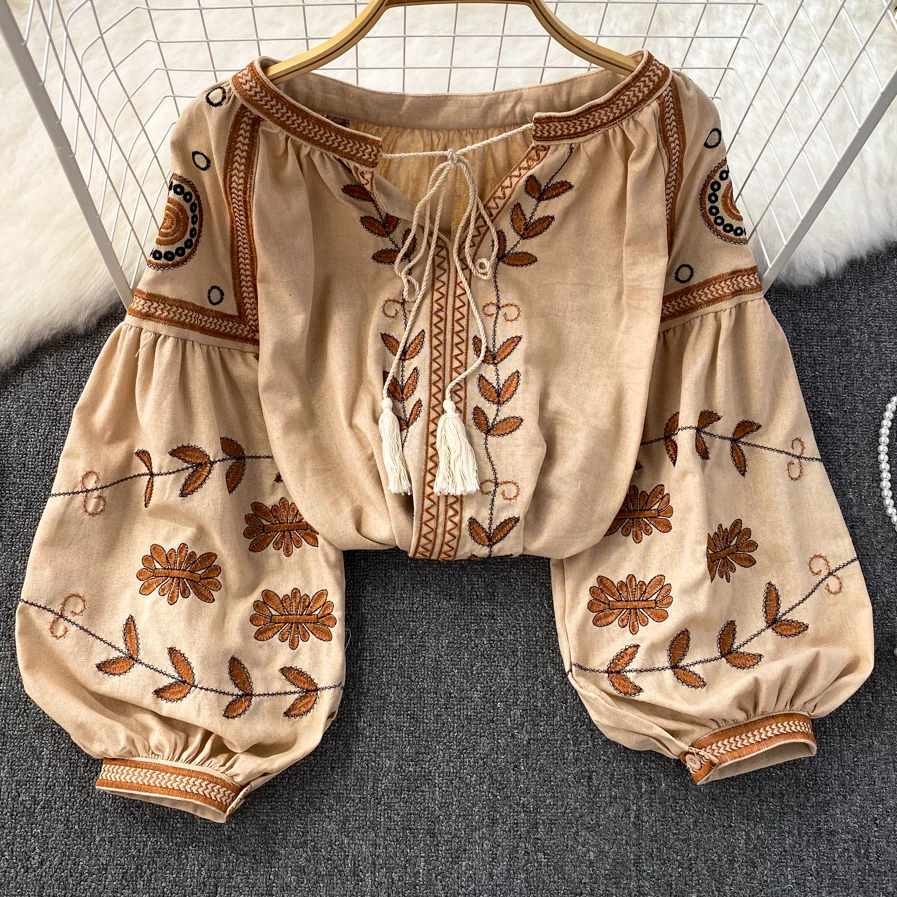 TEELYNN Vintage bluzki z długim rękawem koszule damskie topy Casual bawełniana pościel kwiatowy haft luźna bluzka lato Boho Beach Blusa