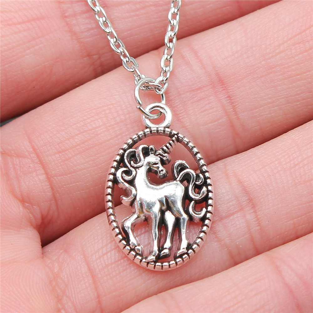 Dropshipping Antique srebrny kolor 24x15mm jednorożec naszyjnik dla kobiet