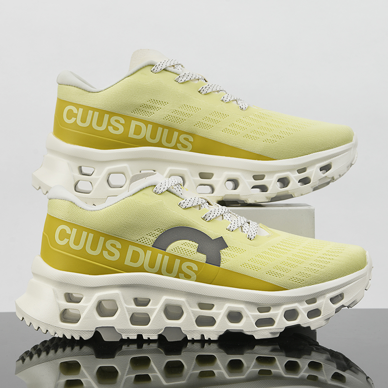 Chaussures de course de créateur pour hommes et femmes, baskets noires, blanches, roses, grises, bleues, pour sports de plein air, jogging, entraînement