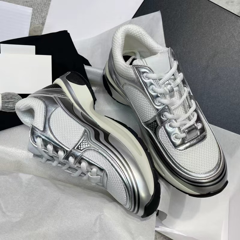Chaussures de sport plates unisexes de haute qualité, chaussures décontractées pour femmes, motifs à lacets, chaussures de course, chaussures décontractées luxueuses en patchwork