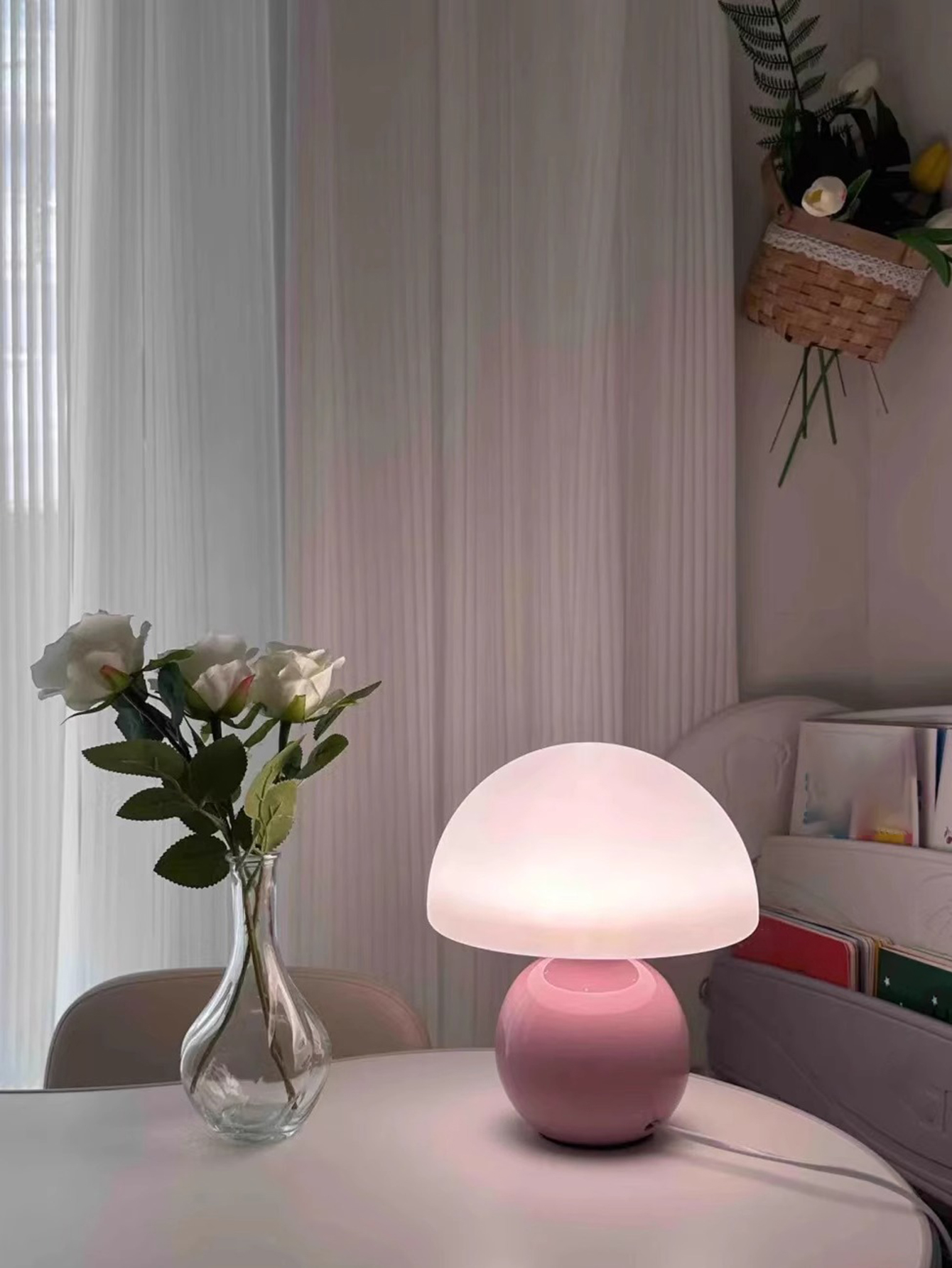 Una lámpara de mesa decorativa con enchufe USB rosa/naranja/rojo/blanco/beige para lámpara decorativa de habitación, luz nocturna, luz de escritorio.