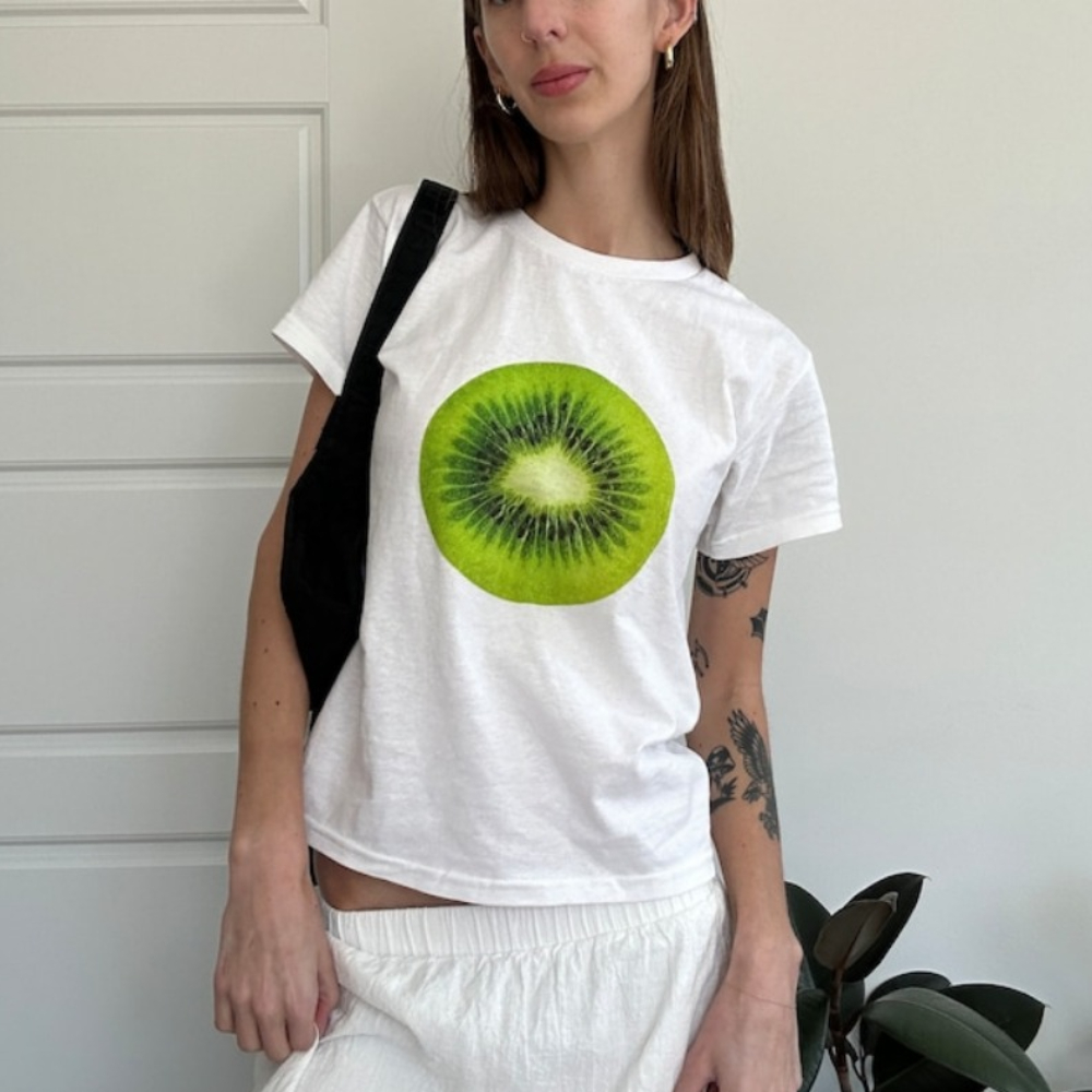 Kiwi Girl Green Printed High Quality Short Sleeve T-shirt 90s Popular Fruit Printed Tee Aesthetic Clothing for Both Men Women