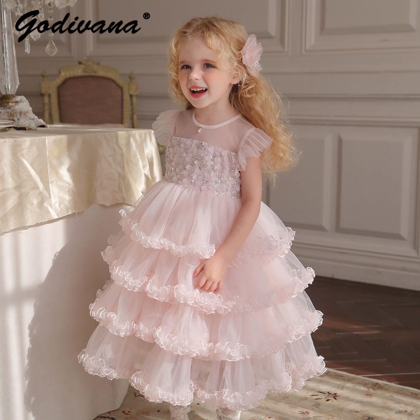 Süßes Mädchen-Tüllkleid 2026 Neues Sommer-Prinzessinnenkleid Ärmellos mit Mesh, Pailletten und Rüschenbesatz Hochgeschnittenes Festliches Ballkleid