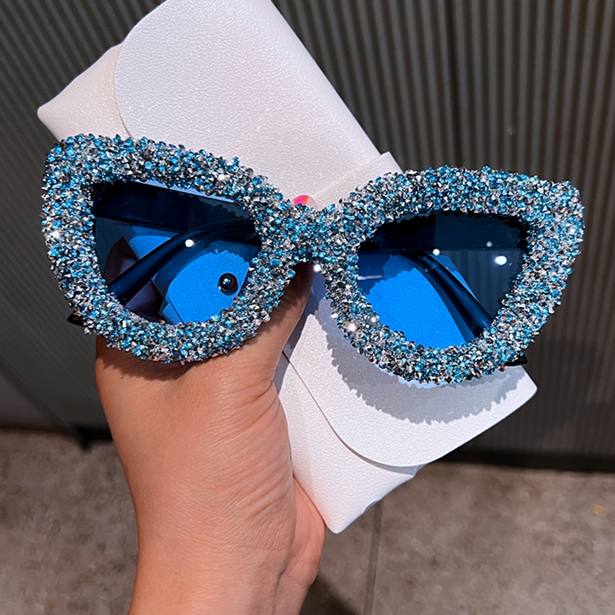 Luxo bling marca designer óculos de sol feminino retro rosa azul vintage olho de gato moda óculos de sol para senhoras uv400 sunnies
