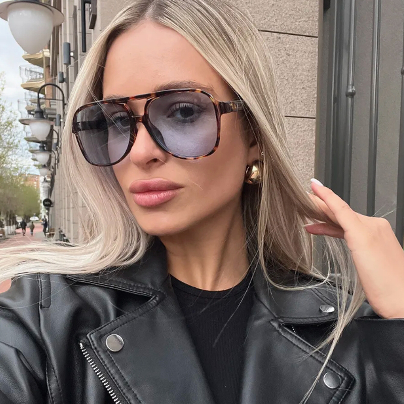 Gafas protectoras a la moda con montura grande, gafas de sol cuadradas para mujer, lentes coloridas con gradiente, gafas de sol informales para exteriores UV400