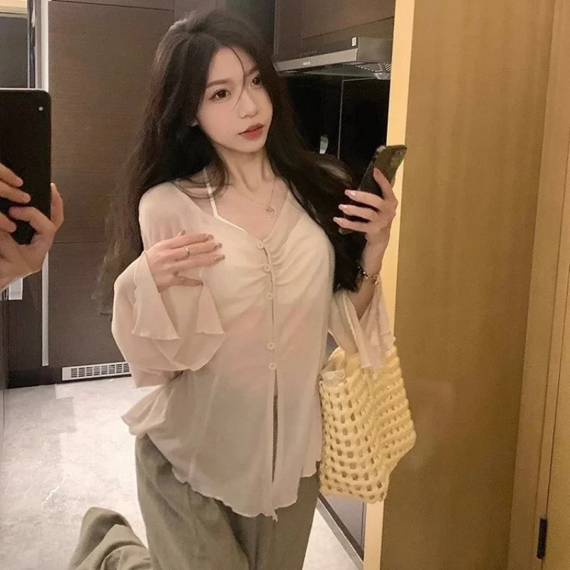 Blusa Transparente com Manga Flare - Camisa Plissada Y2K Fairy Sweet Harajuku para Mulheres