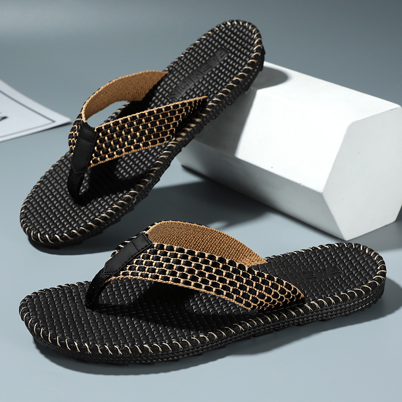 Chanclas ligeras de goma para hombre, zapatillas tejidas a la moda, sandalias informales para exteriores, zapatos de playa antideslizantes transpirables, novedad de verano