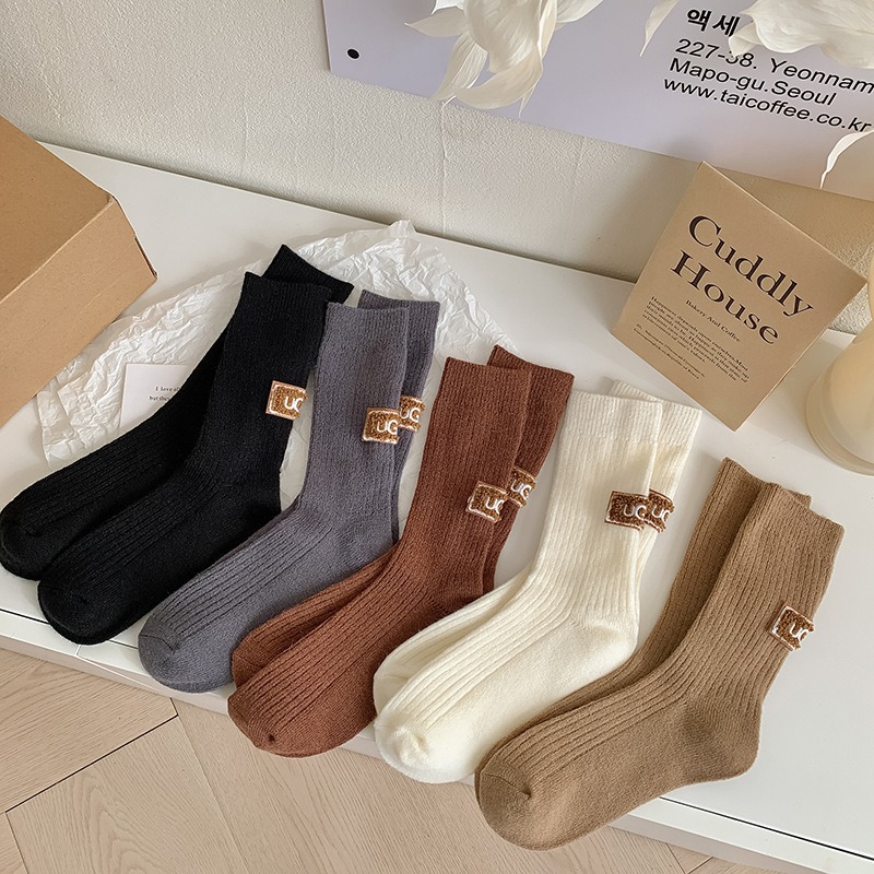 Chaussettes d'hiver confortables et épaisses, longueur mi-mollet, décontractées, en coton, douces, garde au chaud, bottes de neige tricotées, bonneterie avec lettres imprimées