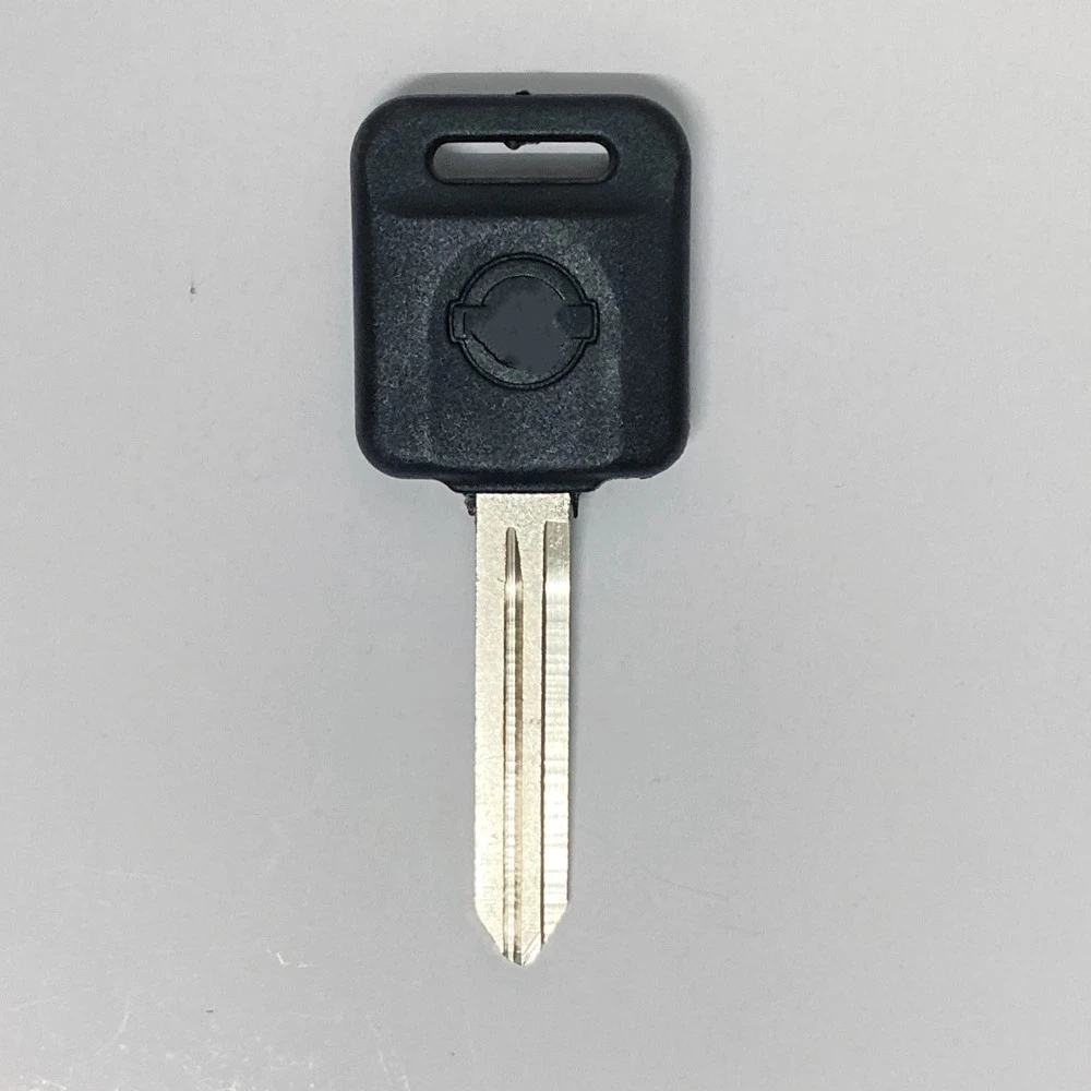 10 pçs/lote chave do carro lâmina cabeça de plástico chave da porta em branco para nissan bluebird tiida sylphy almera cwtwb1u761 n7 n8 n9 nv200 ensolarado