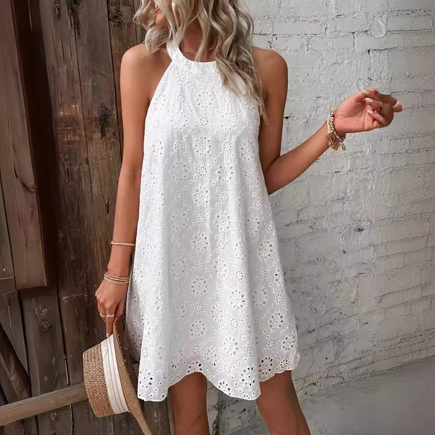 2026 Weißes Neckholder-Kleid mit Blumenausschnitt für Damen, ärmelloses Bohemian-Maxikleid mit unregelmäßigem Saum für den Strandurlaub