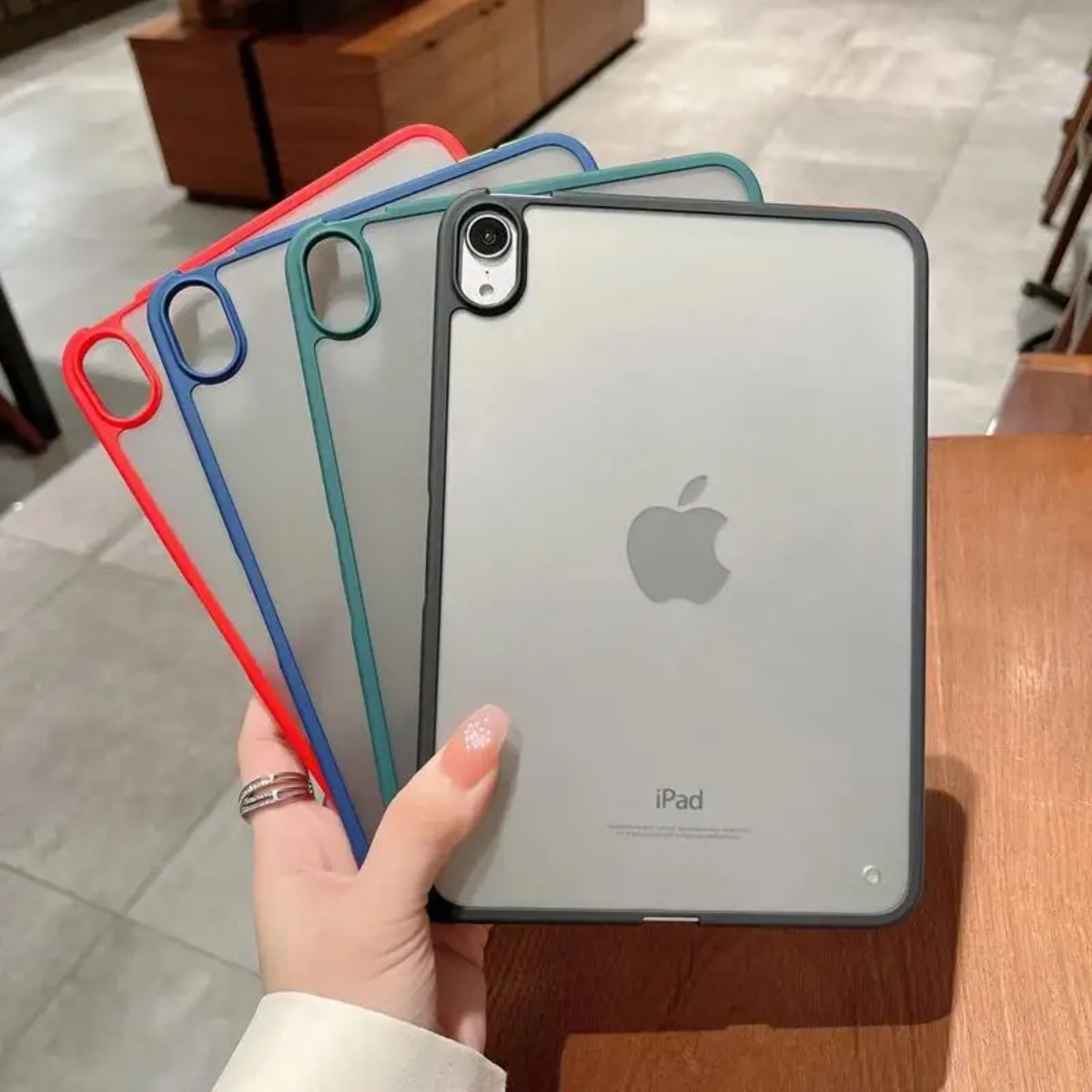 Custodia Rigida per iPad Air 11, Air 13, Pro 11, Pro 12.9, iPad A16, 10a, 9a, 8a Gen; Cover per iPad 10.9, 10.2, 9.7, Mini 5, 6, 7