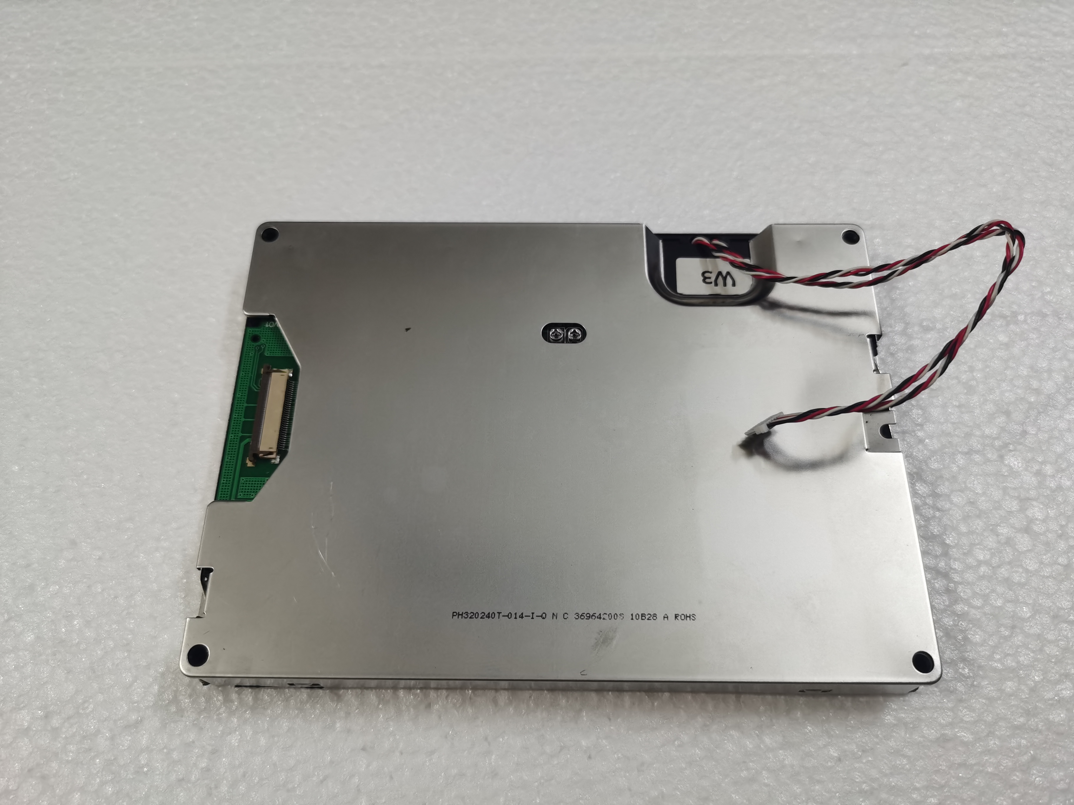 Оригинальный PH 320240 T 5,7-дюймовый светодиодный промышленный экран, протестирован на складе PH 320240 Т-014 ФН 320240 Т-009