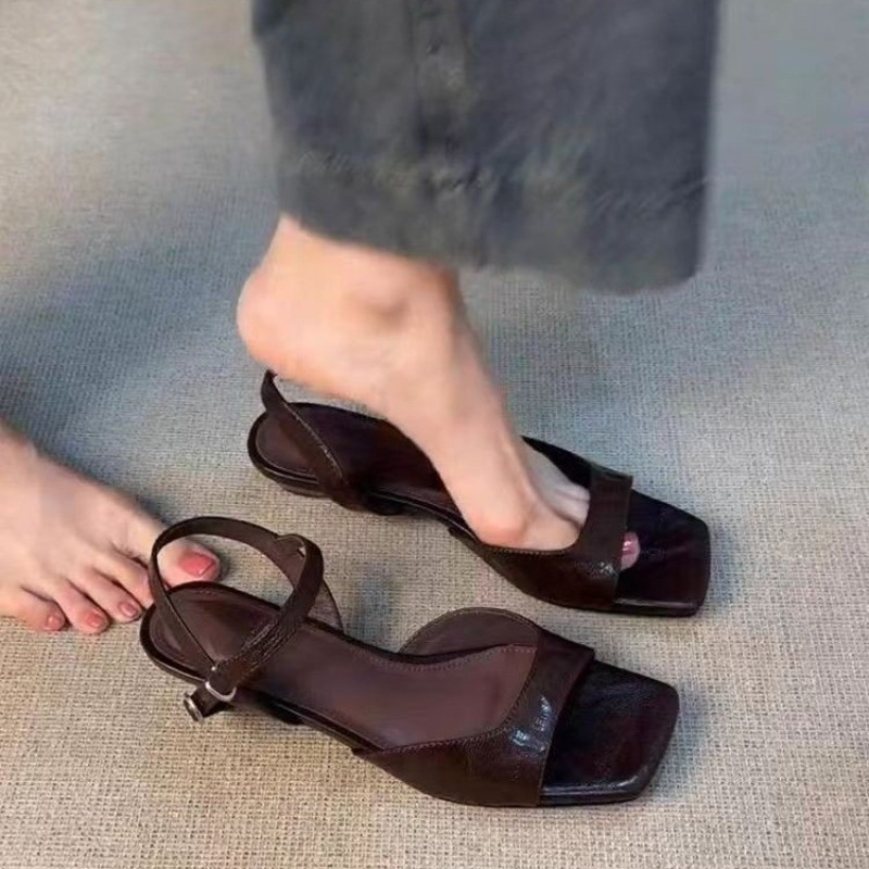 2025 Zomer damessandalen met lage hak - Modieus leermateriaal Geschikt voor kantoorkleding en casual outdoorschoenen Maten 35 - 42