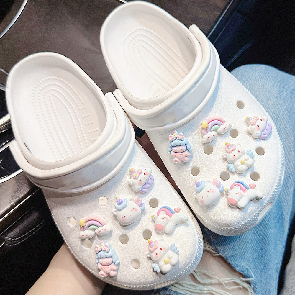 Sepatu bayi Unicorn lucu, aksesori sepatu lubang kuda pelangi, hiasan gantung DIY 3D