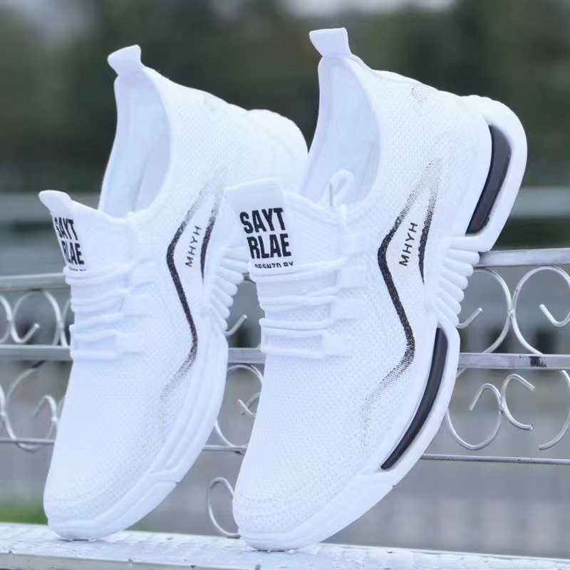 Scarpe da corsa per il tempo libero nuova estate Scarpe da ginnastica traspiranti alla moda da uomo scarpe in rete con suola morbida scarpe sportive da uomo versatili e resistenti