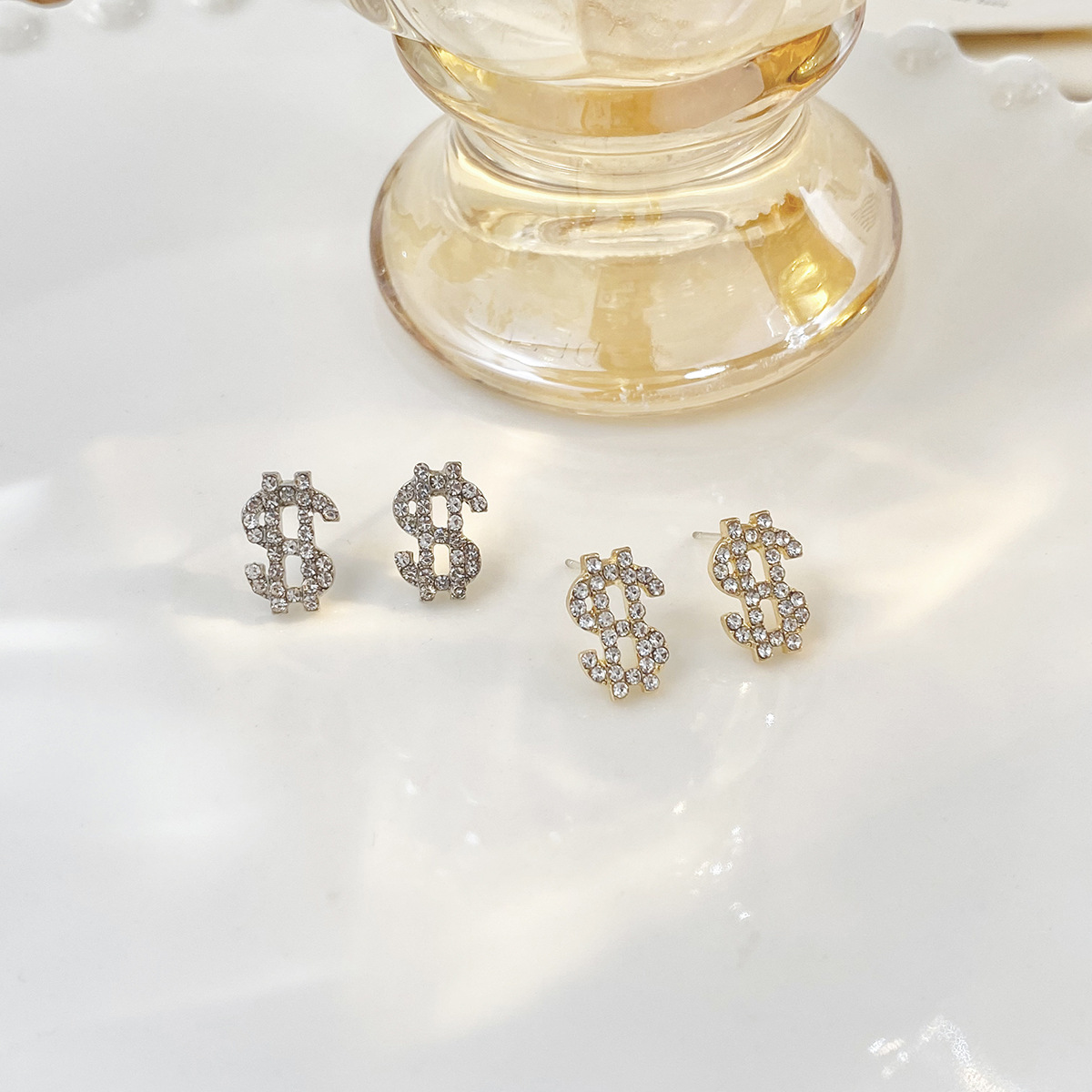 Brinco de cristal completo com símbolo de dólar brilhante, strass, para mulheres, temperamento simples, joias, presente de dia dos namorados para meninas